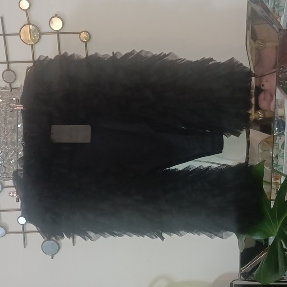 AKIRA Black "AWARD WINNER" Bardot Layers Mesh Ruffles Bodysuit M. - Picture 2 of 8